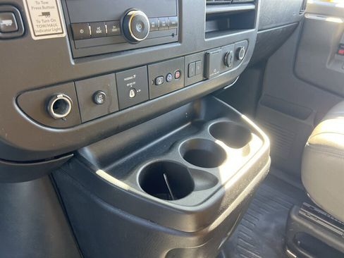 Used 2021 GMC Savana 3500 Extended w/ Power Convenience Package image 23