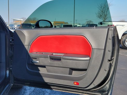 Used 2012 Dodge Challenger Rallye Redline image 8