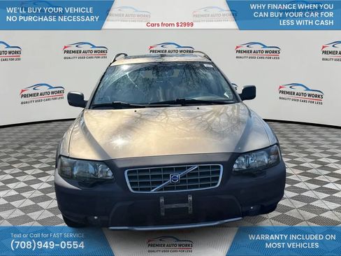 Used 2003 Volvo XC70 AWD/4WD image 2