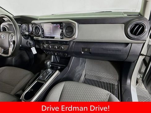 Certified 2022 Toyota Tacoma SR5 w/ Technology Package AWD/4WD image 26