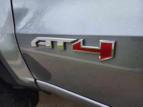 Used 2024 GMC Canyon AT4 w/ AT4 Premium Package image 10