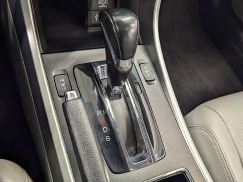 Used 2014 Honda Accord Touring image 14