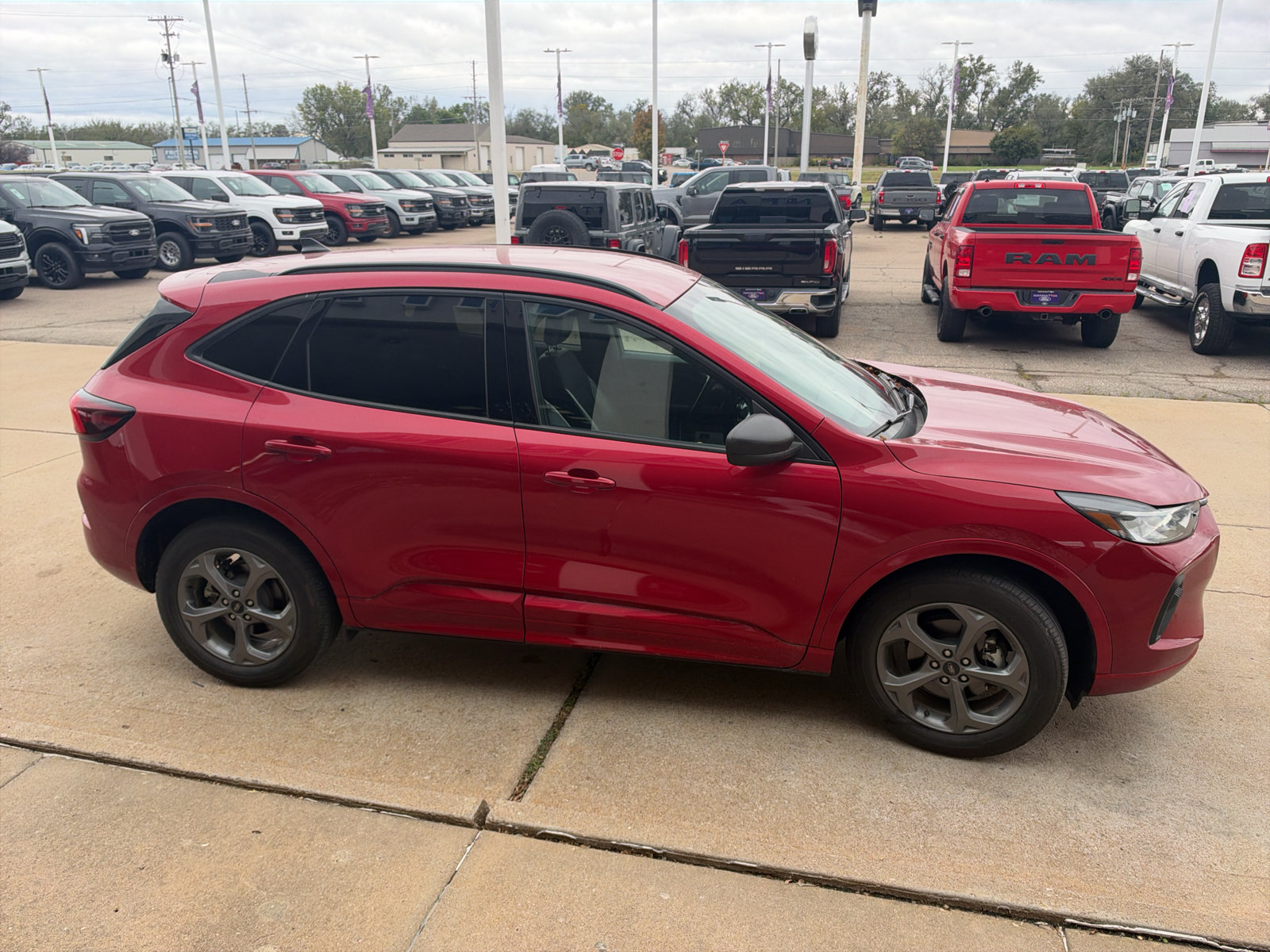 Used 2024 Ford Escape ST-Line AWD/4WD image 5
