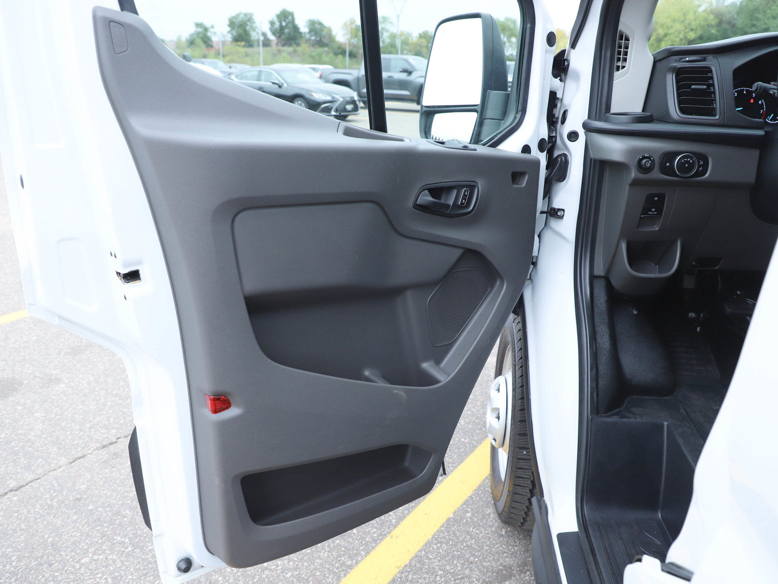 Used 2024 Ford Transit 350 XLT AWD/4WD image 15