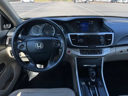 Used 2015 Honda Accord EX-L image 11
