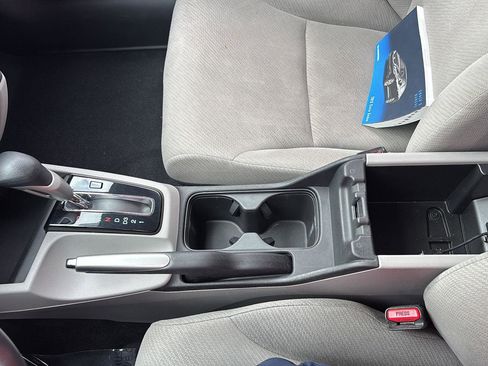 Used 2013 Honda Civic LX image 32