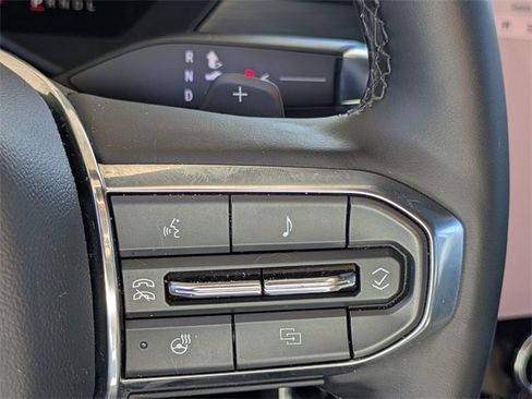 Certified 2025 GMC Acadia Elevation image 23