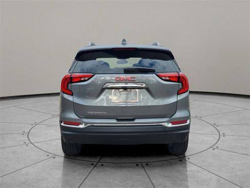Used 2020 GMC Terrain SLT image 11
