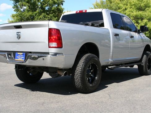 Used 2015 RAM 2500 Tradesman w/ Chrome Appearance Group AWD/4WD image 5