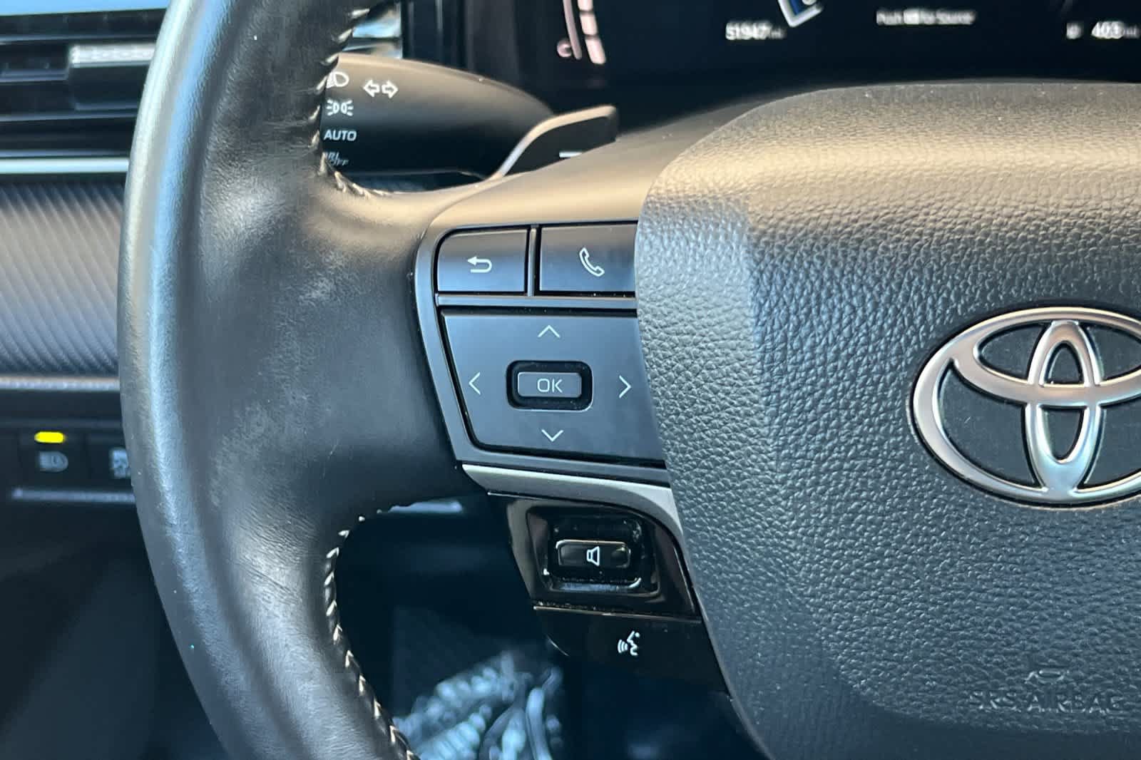 Certified 2025 Toyota Camry SE FWD image 25