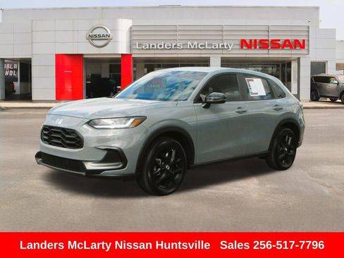 Used 2025 Honda HR-V Sport image 9