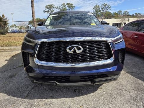 Used 2023 INFINITI QX60 Luxe w/ Performance Audio Package image 2