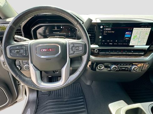 Used 2022 GMC Sierra 1500 Elevation RWD image 12