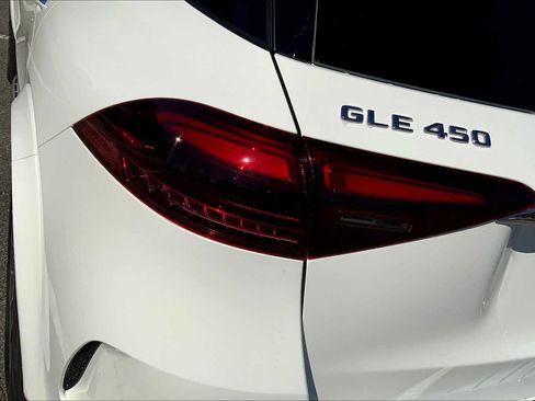 Used 2026 Mercedes-Benz GLE 450 4MATIC image 18