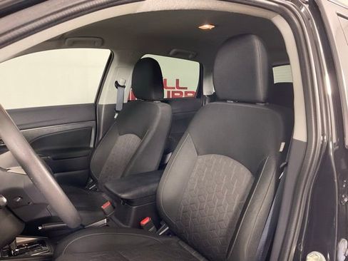 Used 2023 Mitsubishi Outlander Sport ES image 13