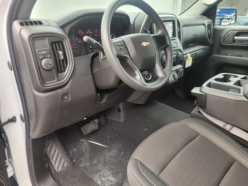 New 2026 Chevrolet Silverado 1500 Custom RWD image 11