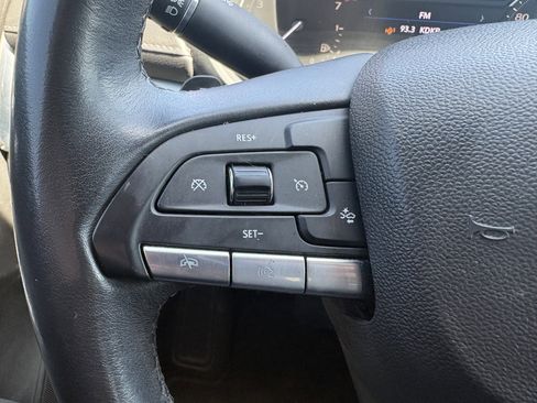 Used 2020 Cadillac XT4 Premium Luxury FWD image 15