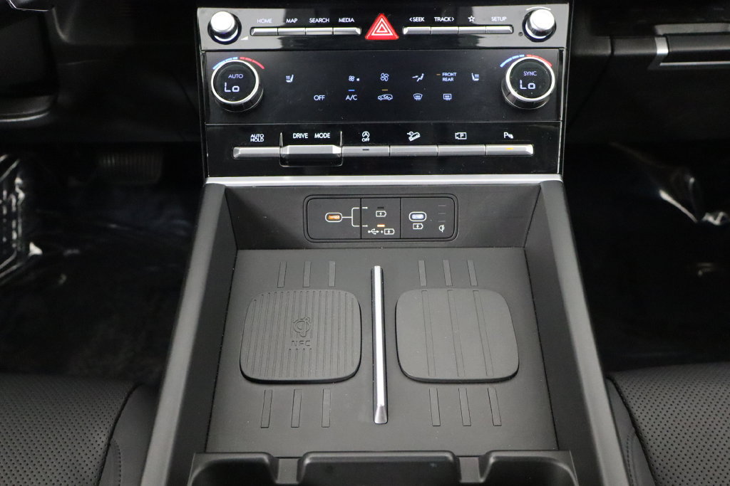 Used 2026 Hyundai Santa Fe SEL FWD image 29