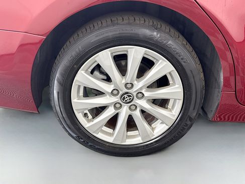 Used 2020 Toyota Camry LE image 32