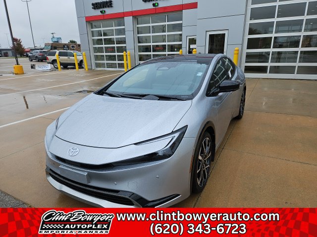 New 2026 Toyota Prius Plug-In Hybrid w/ Limited Premium Package FWD image 3