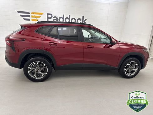Certified 2025 Chevrolet Trax LT w/ Driver Confidence Package FWD image 7