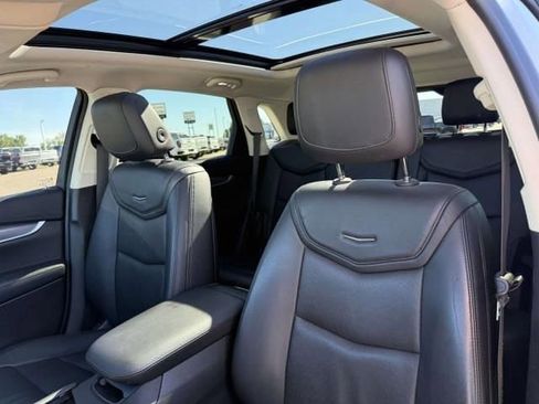 Used 2019 Cadillac XT5 Premium Luxury AWD/4WD image 15