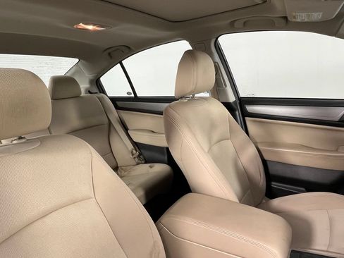 Used 2018 Subaru Legacy 2.5i Premium AWD/4WD image 2