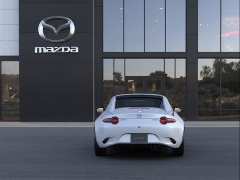 New 2026 MAZDA MX-5 Miata RF Grand Touring RWD image 4