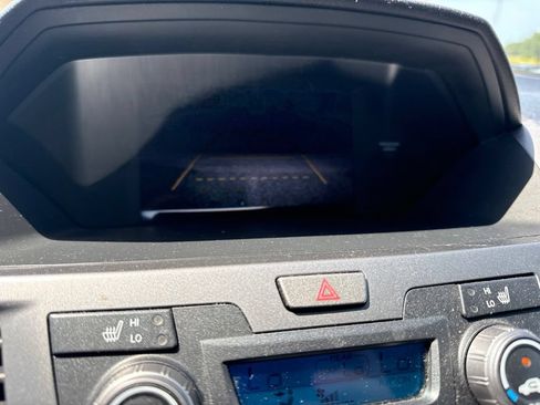 Used 2011 Honda Odyssey EX-L image 17