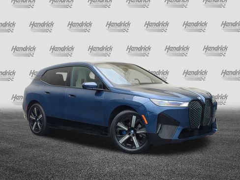 Used 2024 BMW iX xDrive50 w/ Sport Package AWD/4WD image 2
