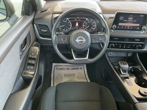 Used 2023 Nissan Rogue S AWD/4WD image 11