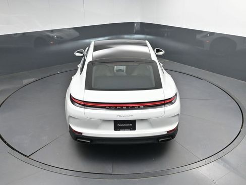 Certified 2026 Porsche Panamera image 36