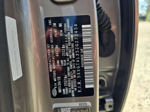 Used 2018 Kia Optima LX w/ 17" Alloy Wheels Package FWD image 28