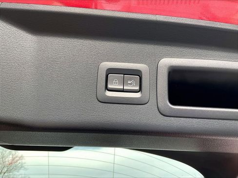 Used 2023 MAZDA CX-30 AWD 2.5 S w/ Premium Package image 35