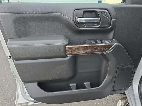 Used 2020 Chevrolet Silverado 1500 LT w/ All-Star Edition image 25