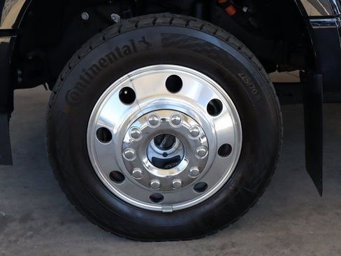 Used 2025 Ford F450 Lariat w/ Chrome Package image 12