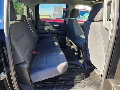 Used 2019 GMC Sierra 1500 4x4 Crew Cab w/ Convenience Package image 20