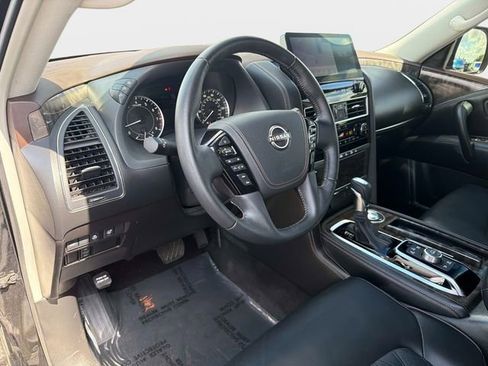 Used 2023 Nissan Armada Platinum w/ Captain's Chairs Package RWD image 21