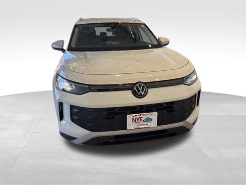 New 2025 Volkswagen Tiguan S image 8