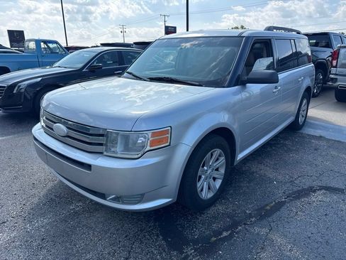 Used 2012 Ford Flex SE FWD image 3