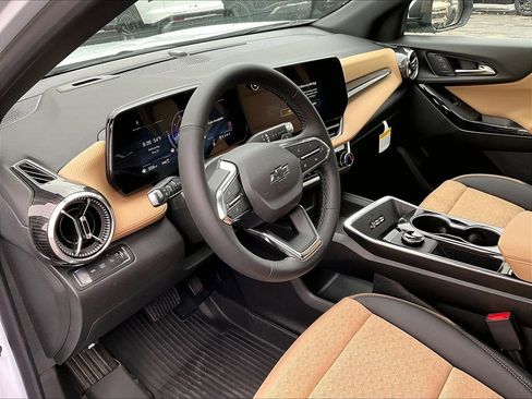 New 2026 Chevrolet Equinox ACTIV AWD/4WD image 9