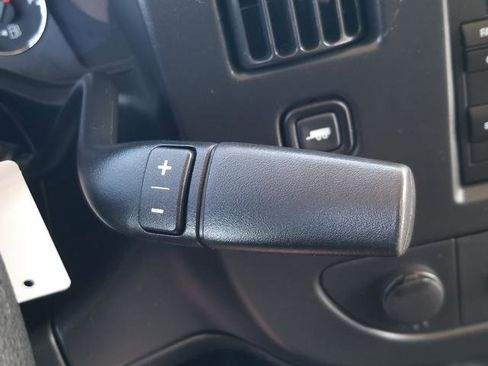 Used 2015 Chevrolet Express 2500 LS image 23