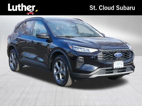 Used 2025 Ford Escape ST-Line image 1