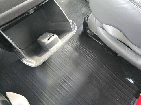 Used 2024 Chevrolet Express 2500 RWD 2500 135 w/ Driver Convenience Package image 26