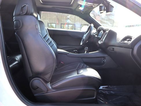 Used 2016 Dodge Challenger SRT Hellcat image 20