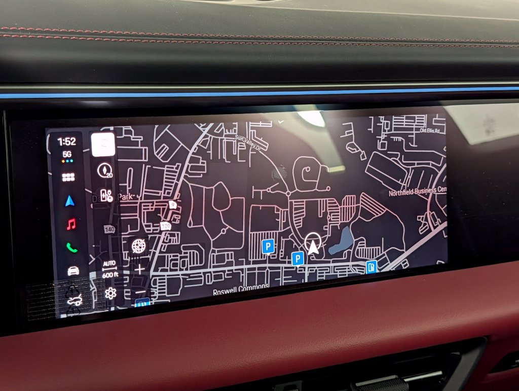 New 2026 Porsche Macan 4S Electric AWD/4WD image 33