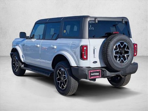 New 2025 Ford Bronco Outer Banks image 9