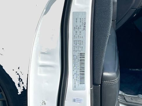 Certified 2019 Dodge Durango SXT RWD image 29