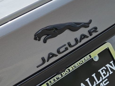 Used 2024 Jaguar XF R-Dynamic SE AWD/4WD image 11