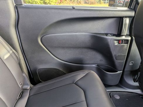 New 2026 Chrysler Pacifica Select image 35